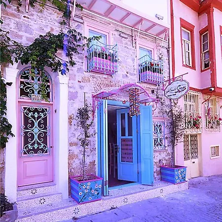 Homestay Kiraz Cicegi Ayvalik